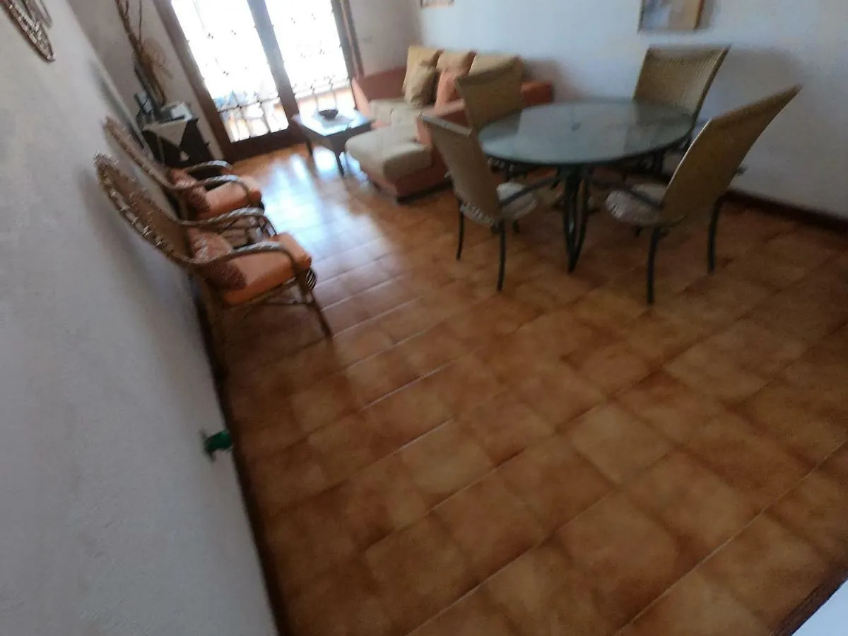 Daire Apartamento Vacacional Los Gigantes Santiago del Teide İspanya