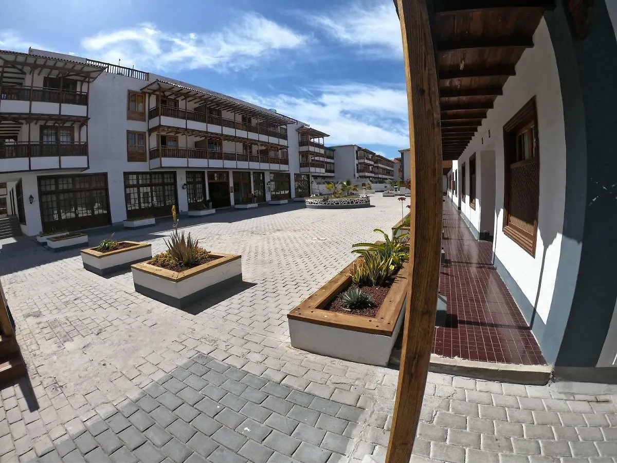 Apartamento Vacacional Los Gigantes Santiago del Teide 0*,